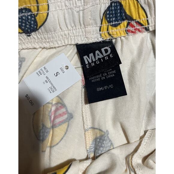 Mad Engine Men's Americana Smiley Face Print Tank Top & Shorts Pajama Set Size S - Picture 3 of 5